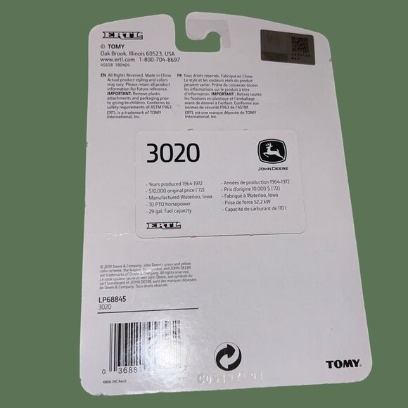 NIP Ertl IH Farmall M Narrow Ertl John Deere 3020 Tractor 1/64 Die-cast B6 - Picture 5 of 5